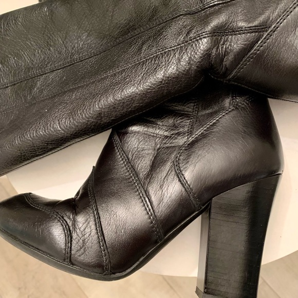Aldo leather boots in very good condition preowned and clean - Picture 3 of 9